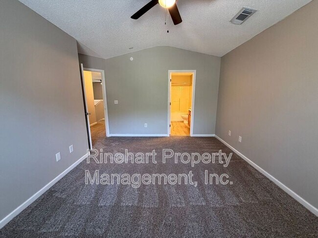 Building Photo - 1770 Baylor Dr