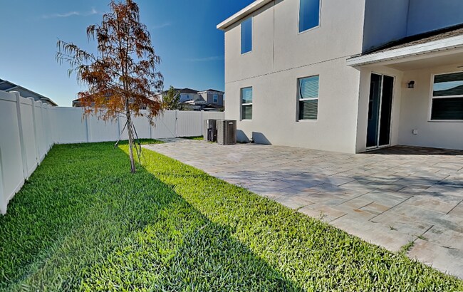 Building Photo - 1103 Silo Dr