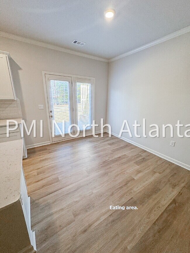 Building Photo - 6642 Corryton St