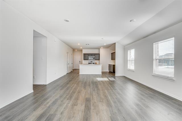 Building Photo - 2125 Croton Ave