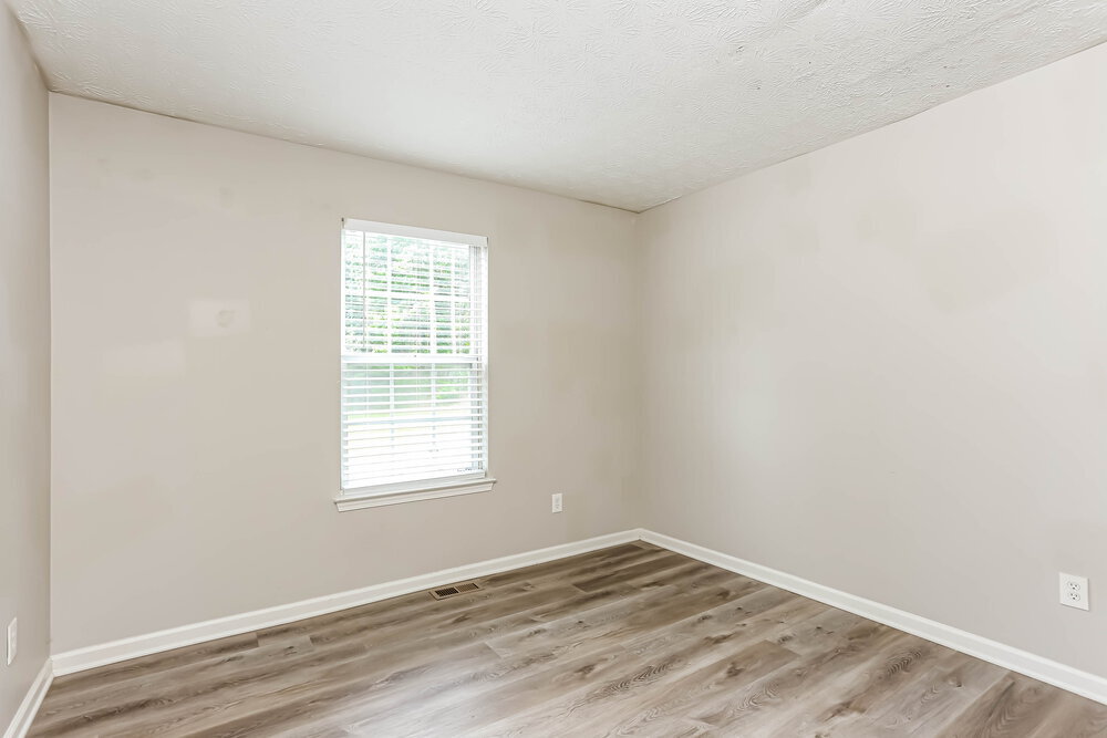 Building Photo - 865 Revena Ln