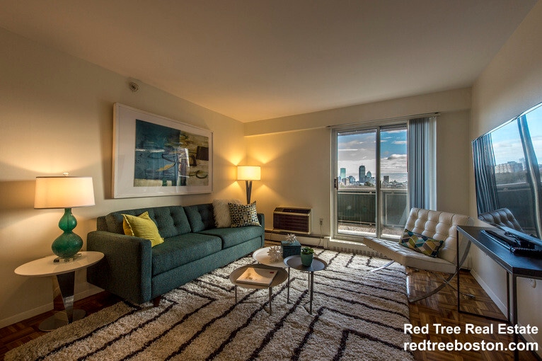 Primary Photo - 175 Freeman St