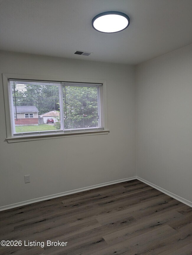 Building Photo - 6109 Toebbe Ln