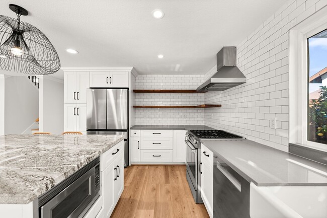 Building Photo - Beautiful Home in Dana Point