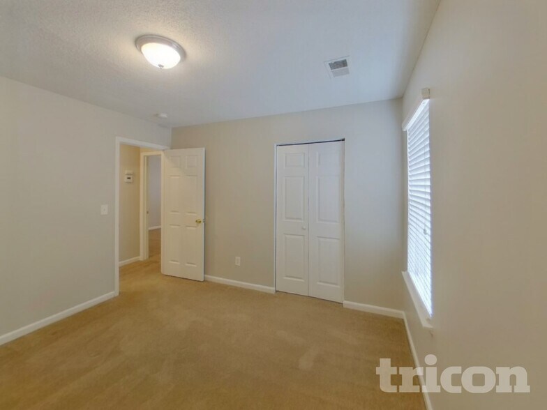 Building Photo - 134 Cottage Lake Way