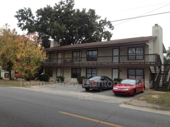 Primary Photo - 8810 Fowler Ave