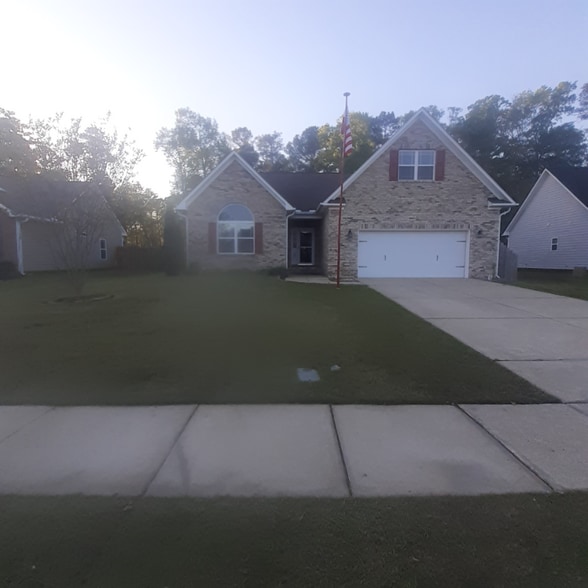 Building Photo - 5833 Kindley Dr