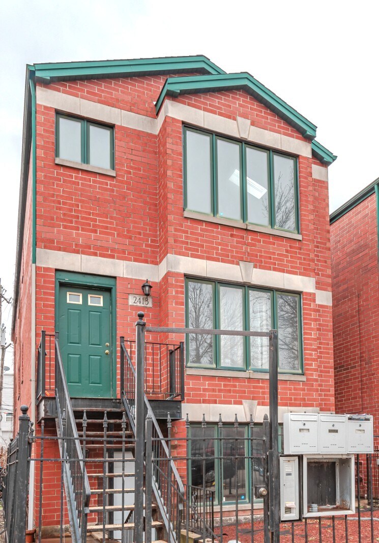 Building Photo - 2413 W Taylor St