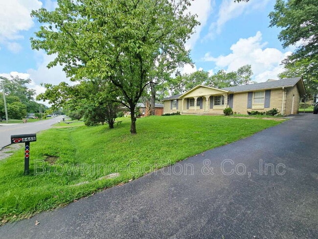 Building Photo - 6468 Thunderbird Dr
