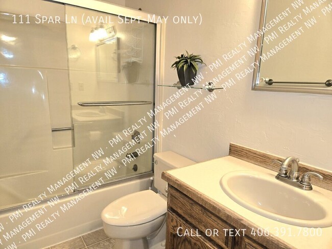 Building Photo - 111 Spar Ln