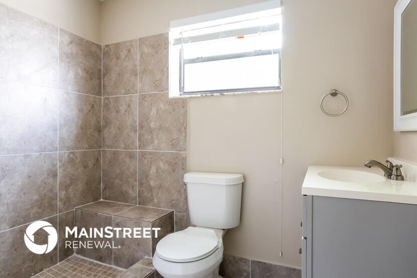 Building Photo - 848 Arlington Dr