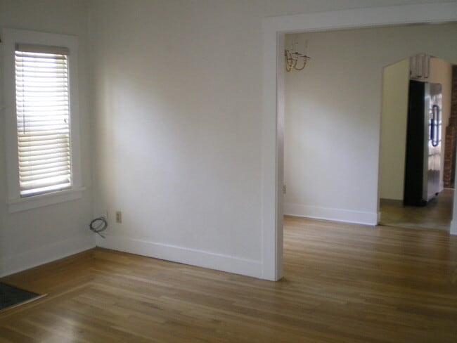 Building Photo - 2BR/1BA Willow Glen Home on Tree Lined Street