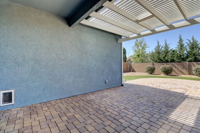 Building Photo - Home for Rent in Quailwood!