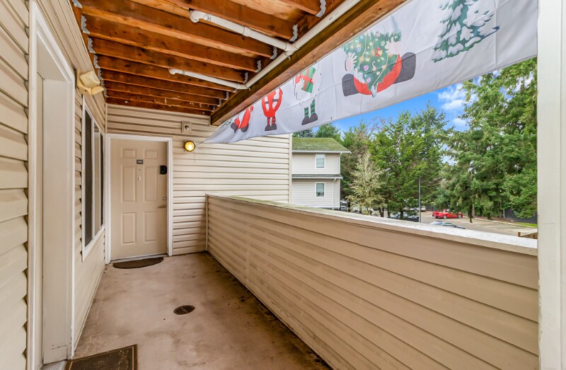 Building Photo - 12040 Bridgeport Way SW