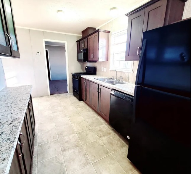 Primary Photo - 9884 Northwinds Dr