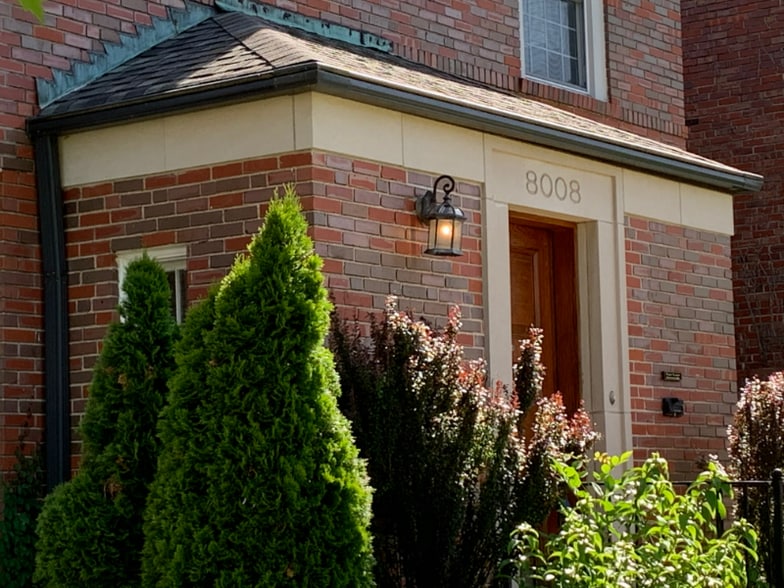 Building Photo - 8008 Delmar Blvd