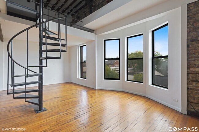 Building Photo - 1908 S Halsted St