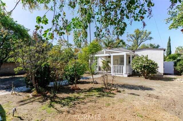 Building Photo - 8108 Lemona Ave