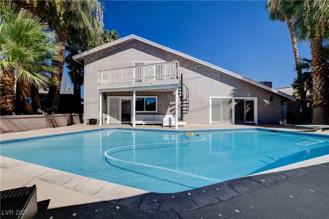 Building Photo - 3969 Acapulco Ave