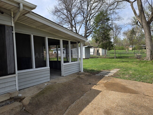 Building Photo - 9215 Outerbelt Ct