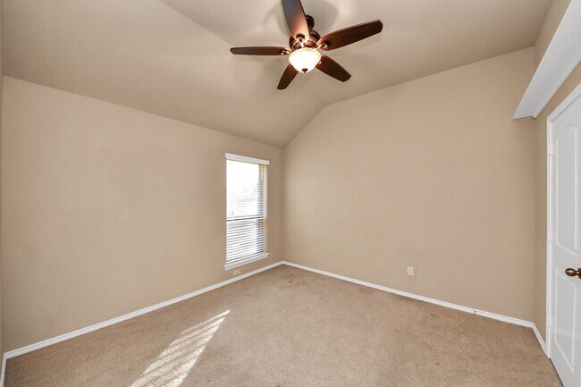 Building Photo - 2003 Sequoia Trail Ln