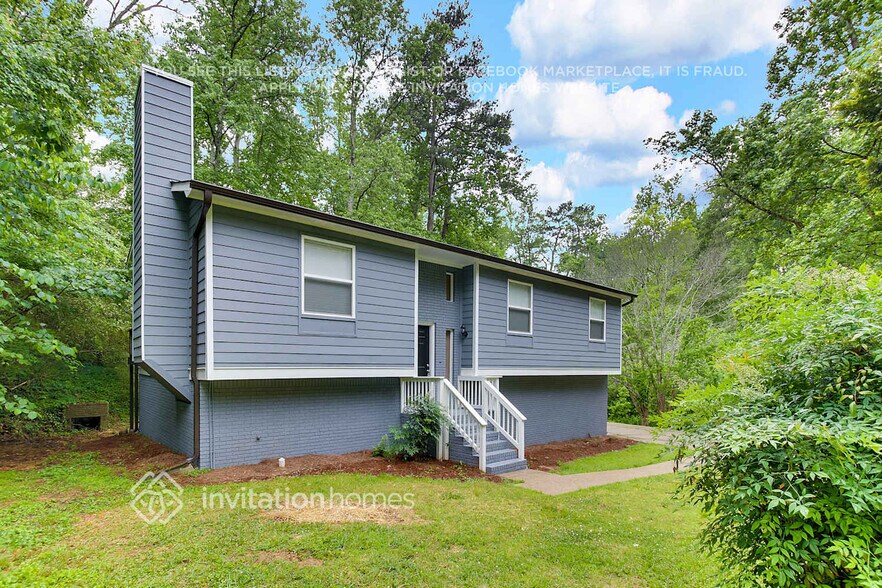 Building Photo - 6165 Queens Rd