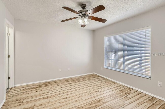 Building Photo - 2023 Fluorshire Dr