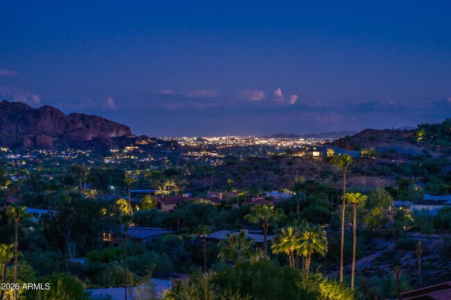 Building Photo - 4455 E Moonlight Way