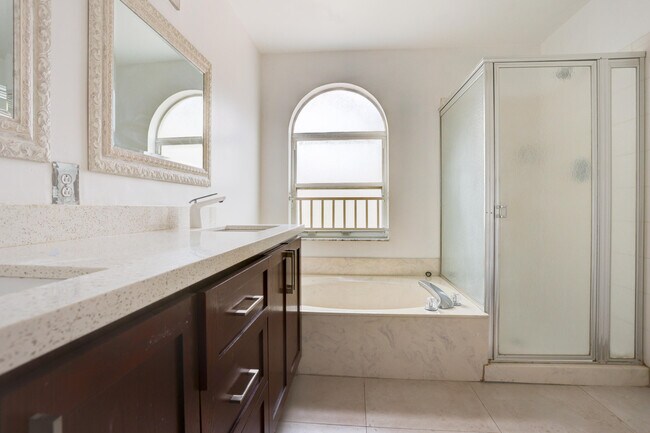 Building Photo - 15895 NW 5th St