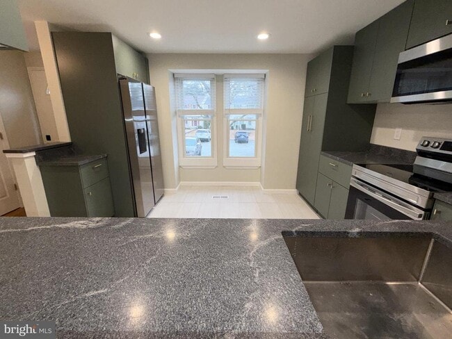 Building Photo - 1195 Palmwood Ct