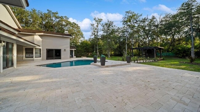 Building Photo - 5831 NW 81st Terrace