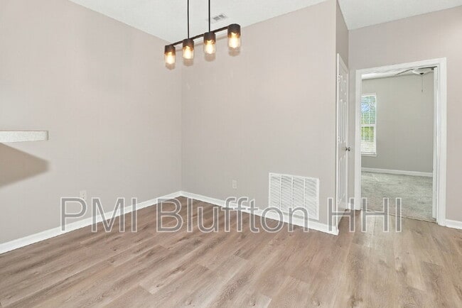 Building Photo - 100 Kensington Blvd