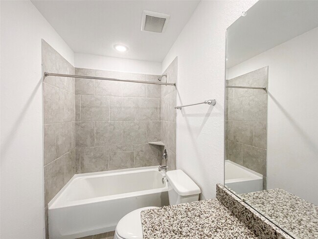 Building Photo - 5622 Tabula Rasa Dr