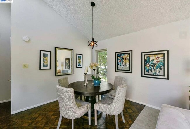 Building Photo - 3350 Fir Ave