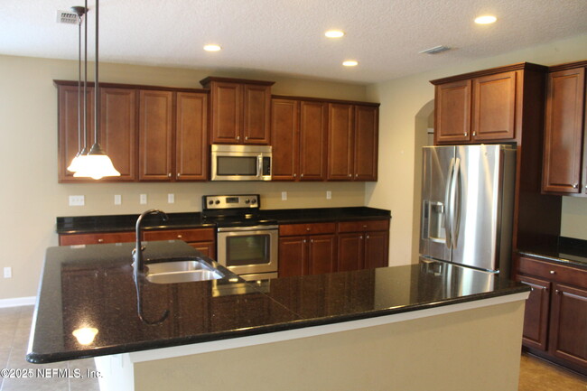 Building Photo - 564 Arborwood Dr