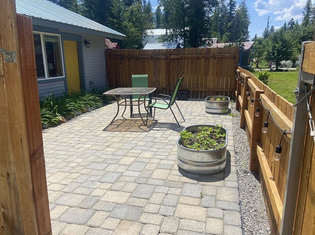 private patio - 403 Carr Creek Rd