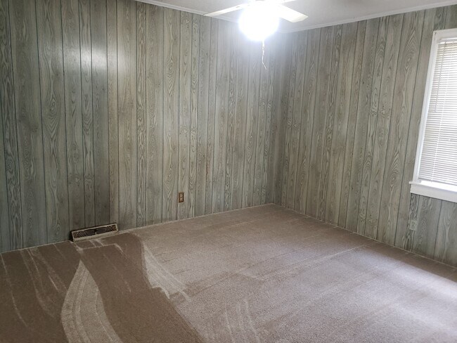 Building Photo - 2291 N Highway 101