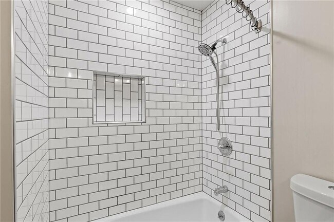 Building Photo - 1486 Briaroaks Trail NE