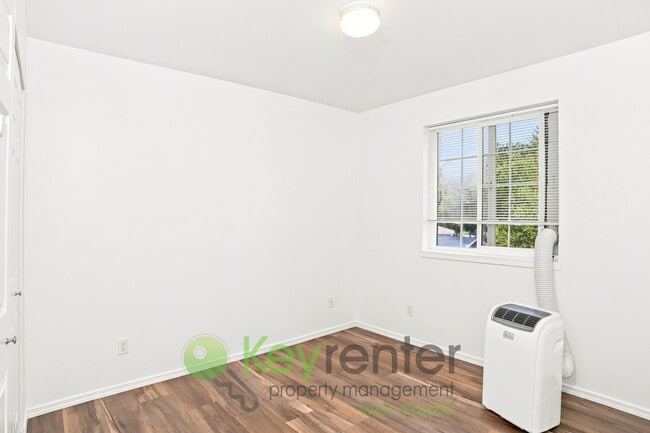 Building Photo - 6351 23rd Ave SW