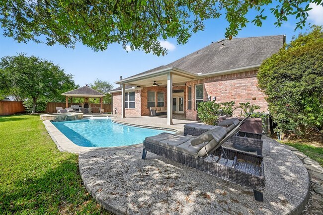 Building Photo - 99 Buck Trail Pl