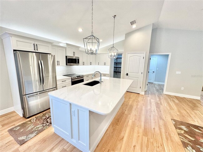 Building Photo - 17920 SW 66th Pl