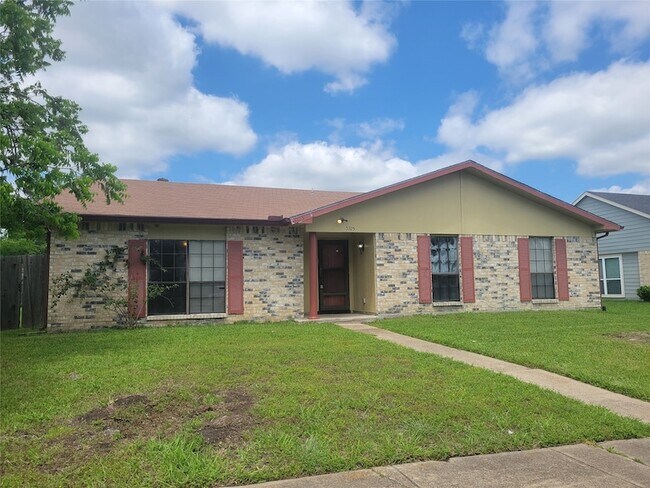 Building Photo - 5325 Brookport Dr