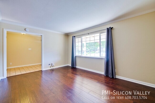 Building Photo - Amazing Cupertino Home!