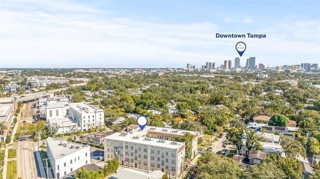 Building Photo - 2117 W Dekle Ave