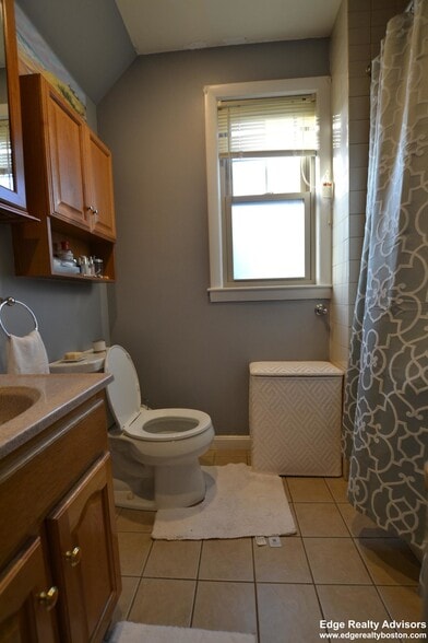 Building Photo - 9 Mapleton St