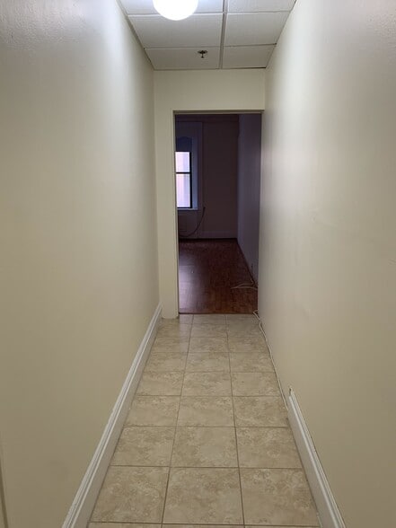 Building Photo - 62 Boylston St