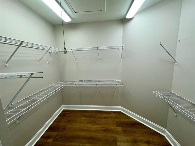 Building Photo - 2662 Pierce Brennen Ct NE
