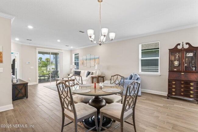 Building Photo - 121 Thistleton Wy