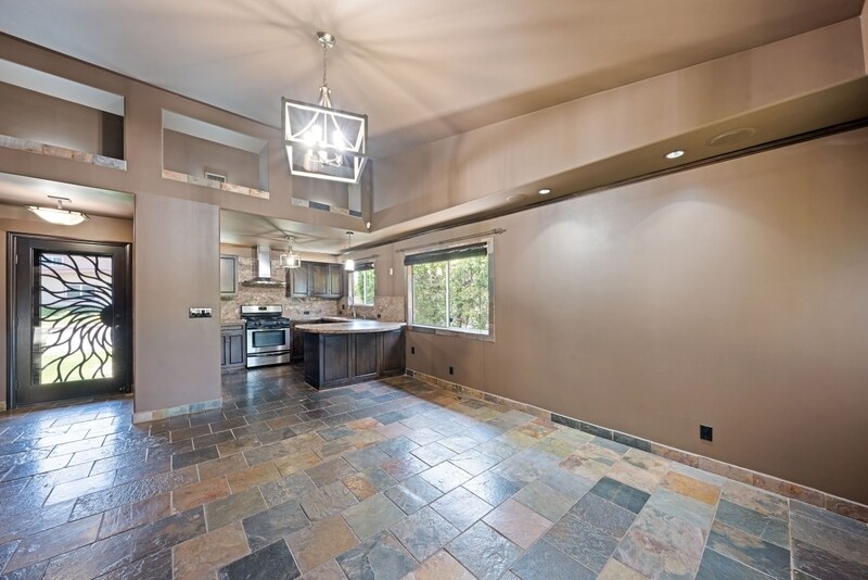 Building Photo - 3953 W 178th St