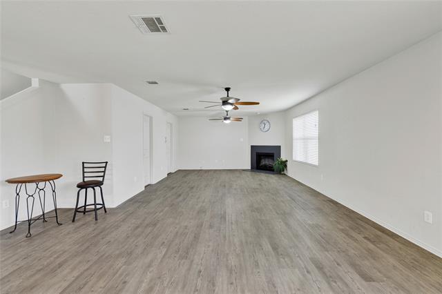 Building Photo - 520 Del Mar Dr